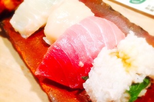 市場といえば魚、魚といえば寿司。ゑんどうで上まぜ４皿食べてきた