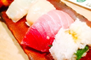 市場といえば魚、魚といえば寿司。ゑんどうで上まぜ４皿食べてきた