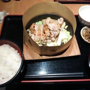 鶏･旬菜･お酒てけてけ 神保町店