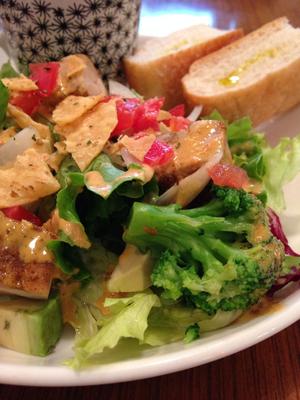 TOKYO PEOPLE’S CAFE (トーキョーピープルズカフェ) 駒沢店