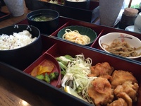 旬鮮 鉄板厨房 花や