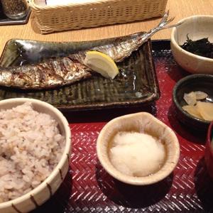 大戸屋 川崎銀柳街店 