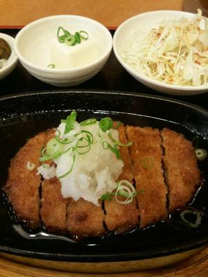 宮本むなし ＪＲ塚本駅前