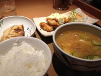 やよい軒　国立店