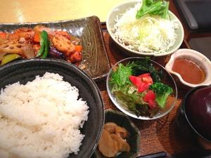 大戸屋 御徒町南口店